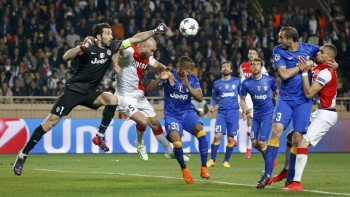 il pugno di buffon